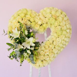 Corona en forma de corazón