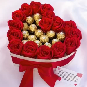 Caja Corazón con Rosas Rojas y Bombones Ferrero Rocher