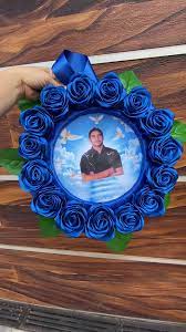Corona con Foto Personalizada en Rosas Azules